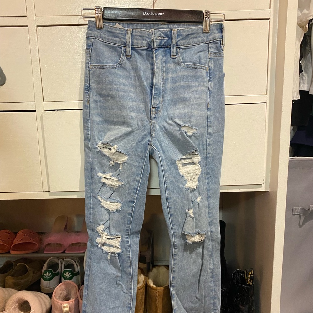 American eagle ripped skinny jeans